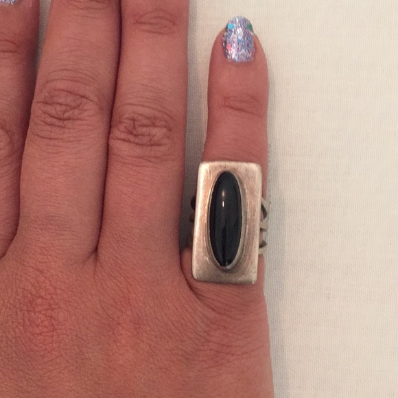 Jewelry - Silver ring with black stone